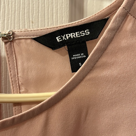 Express Pink Top - Picture 2 of 5